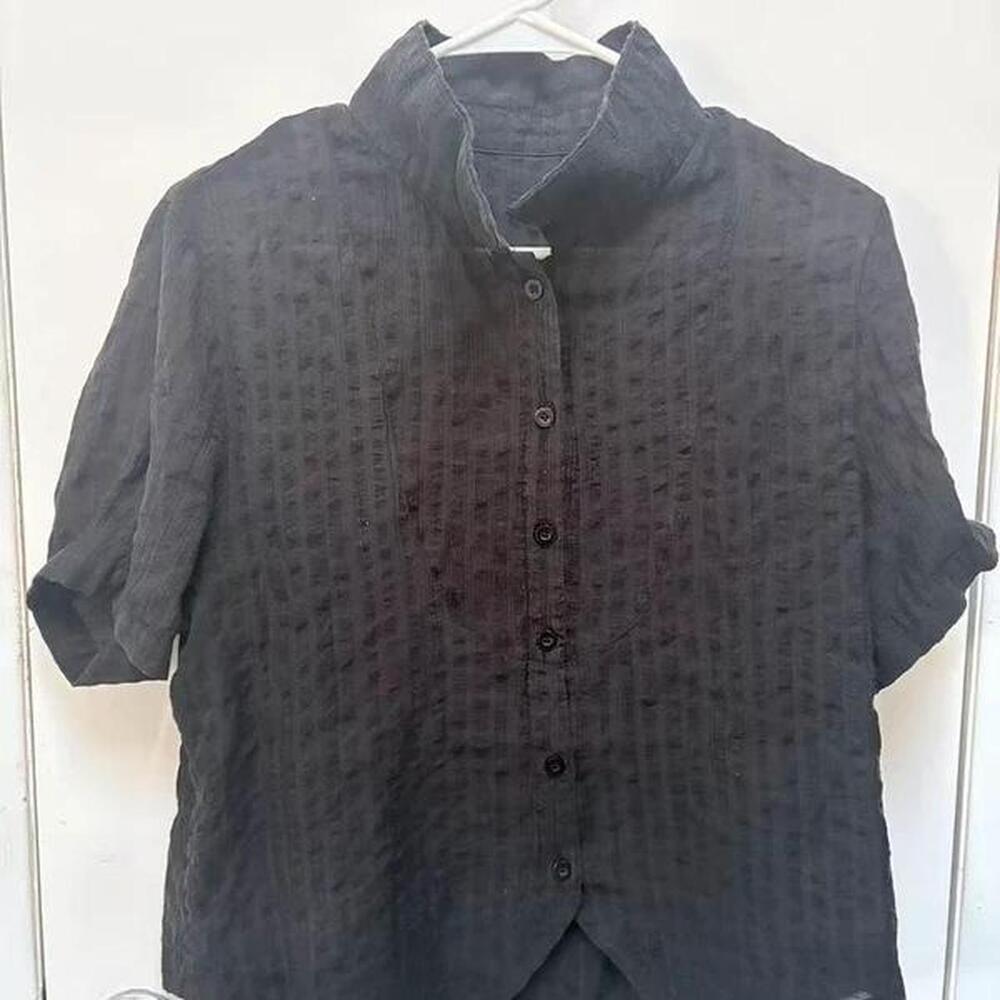 Textured Black Mock Neck Button Up Shirt Women Short Sleeve Cropped Blouse M